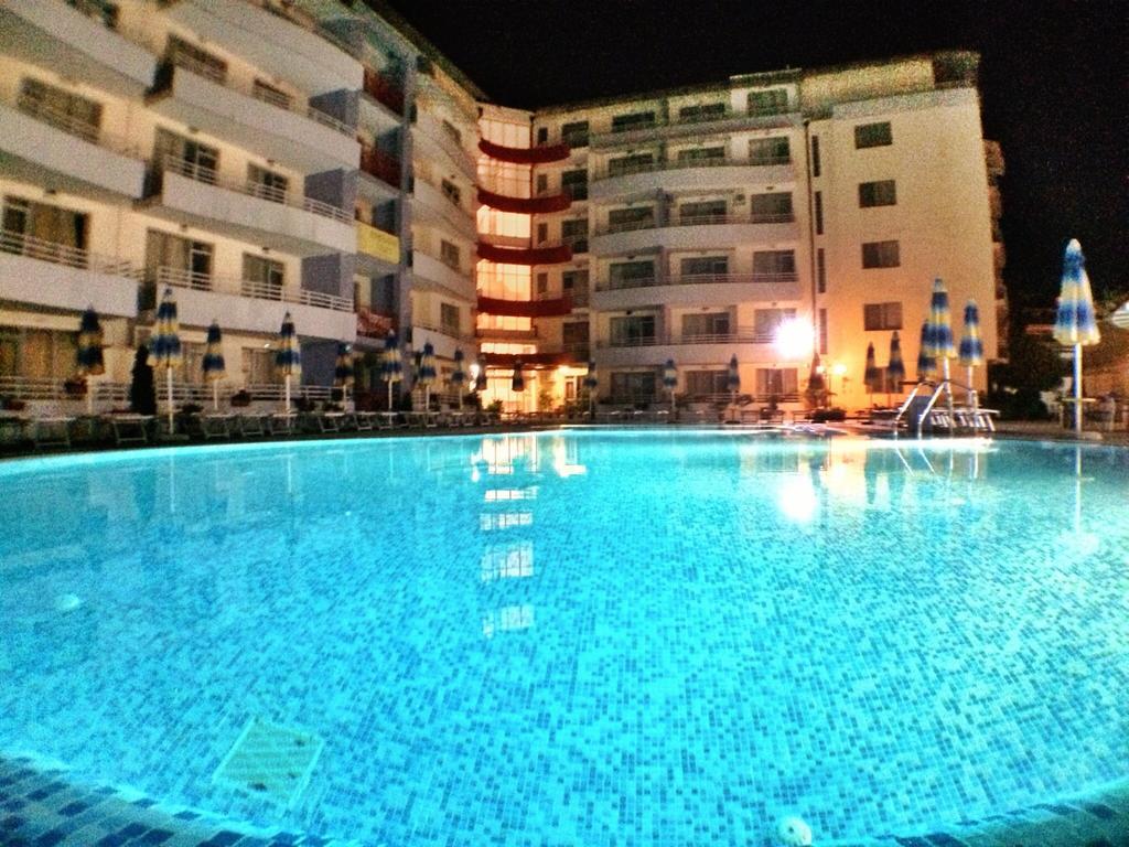 Apartments In Central Plaza Pantai Sunny Luaran gambar